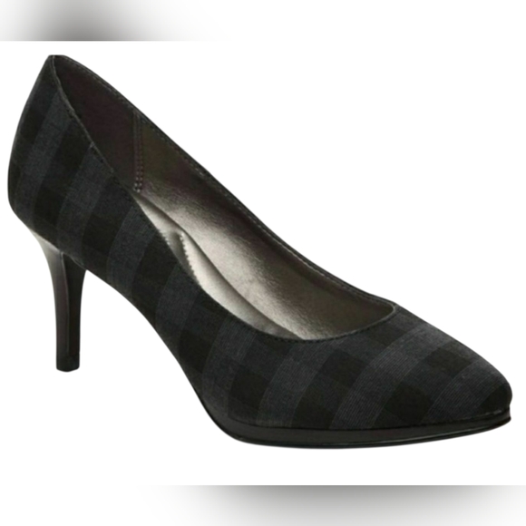 Kelly & Katie Shoes - KELLY & KATIE ALMOND TOE GREY & BLACK PLAID PLATFORM HEELS